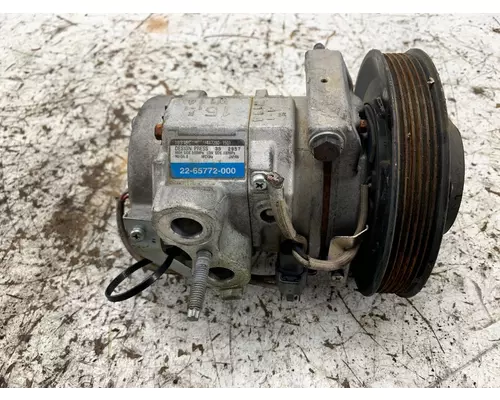 FREIGHTLINER 22-65772-000 Air Conditioner Compressor