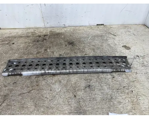 FREIGHTLINER 22-68079-001 Step