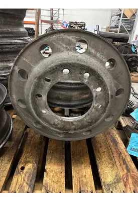 FREIGHTLINER 22.5" X 7.50" Wheel