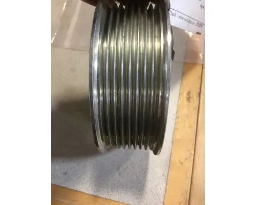 FREIGHTLINER 8 GROOVE PULLEY