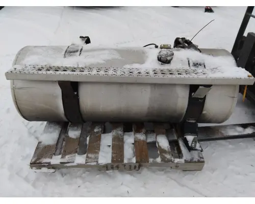 FREIGHTLINER 95-104 GALLON FUEL TANK