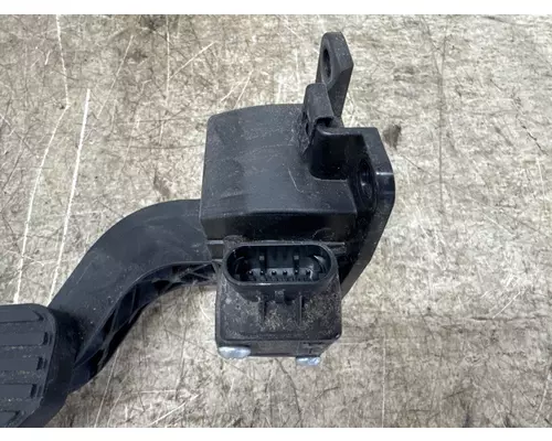 FREIGHTLINER A01-33821-001 Fuel Pedal Assembly