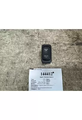 FREIGHTLINER A06-30769-030 Dash / Console Switch