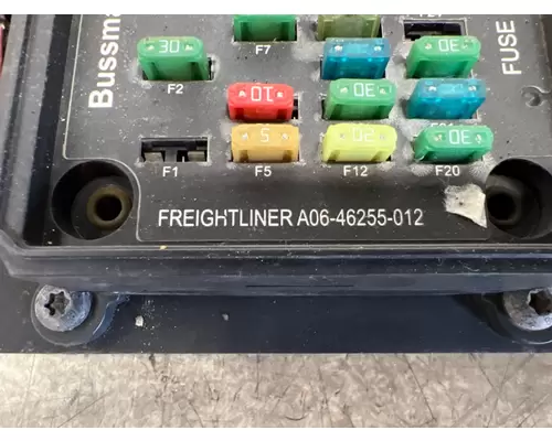 FREIGHTLINER A06-46255-012 Fuse Box