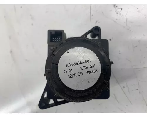 FREIGHTLINER A06-58685-001 Headlight switch