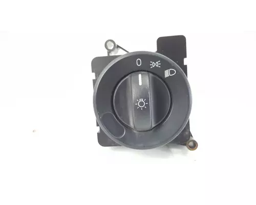 FREIGHTLINER A06-58685-001 Headlight switch