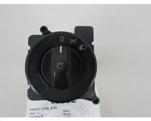 FREIGHTLINER A06-58685-001 Headlight switch