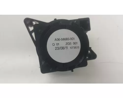 FREIGHTLINER A06-58685-001 Headlight switch