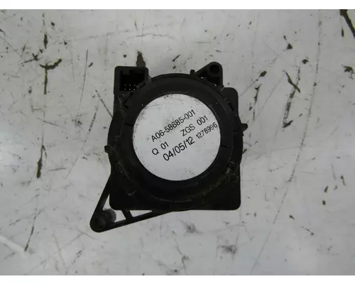 FREIGHTLINER A06-58685-001 Headlight switch