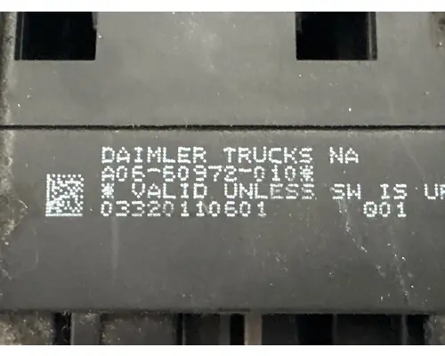FREIGHTLINER A06-60972-010 Switch Panel
