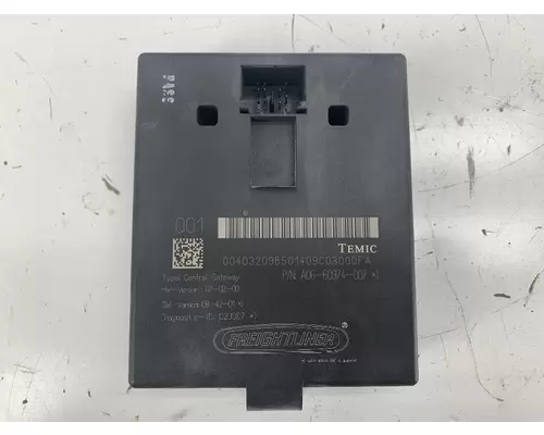 FREIGHTLINER A06-60974-007 ECM (chassis control module)