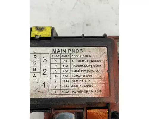 FREIGHTLINER A06-72138-012 Fuse Box