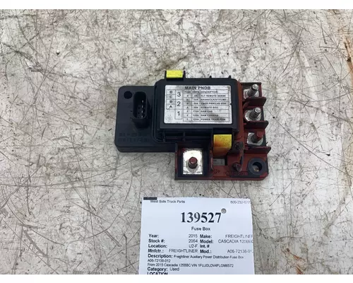 FREIGHTLINER A06-72138-012 Fuse Box