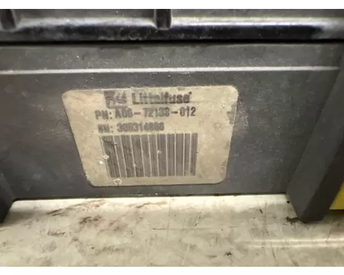 FREIGHTLINER A06-72138-012 Fuse Box