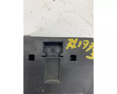 FREIGHTLINER A06-74995-004 ECM (chassis control module)