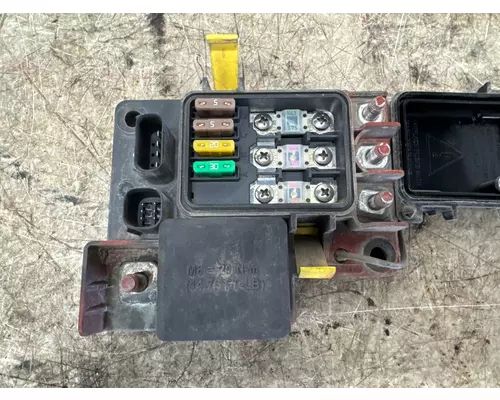 FREIGHTLINER A06-75148-011 Fuse Box