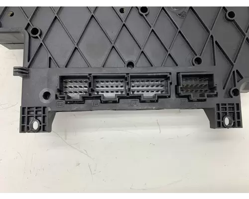 FREIGHTLINER A06-75981-000 Fuse Box