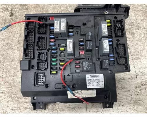 FREIGHTLINER A06-75981-002 Fuse Box