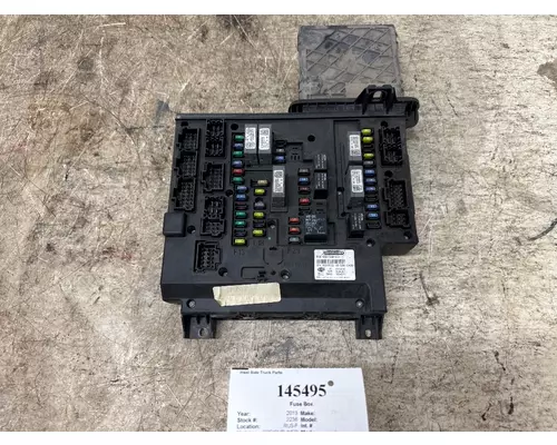 FREIGHTLINER A06-75981-002 Fuse Box