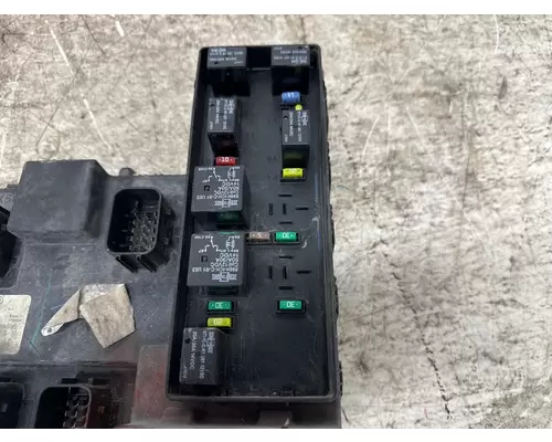 FREIGHTLINER A06-75984-002 Fuse Box