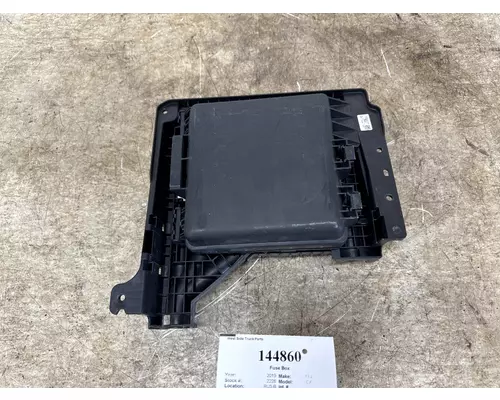 FREIGHTLINER A06-90283-000 Fuse Box