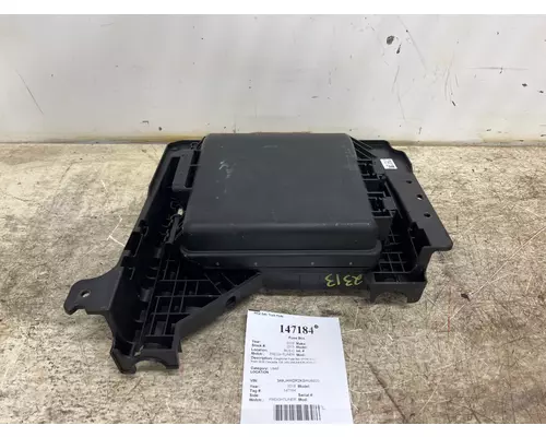 FREIGHTLINER A06-90283-000 Fuse Box