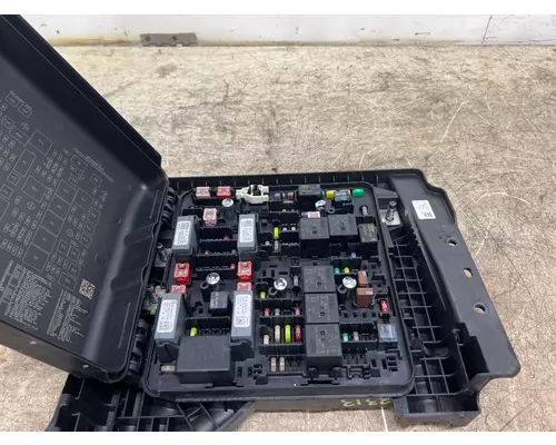 FREIGHTLINER A06-90283-000 Fuse Box