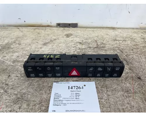 FREIGHTLINER A06-90731-000 Switch Panel