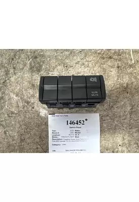 FREIGHTLINER A06-90732-000 Switch Panel