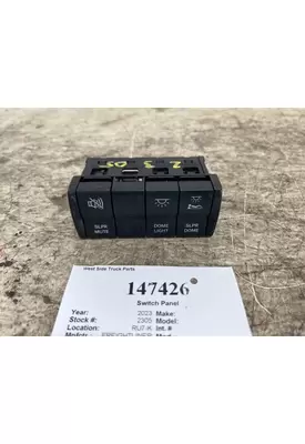 FREIGHTLINER A06-90732-000 Switch Panel