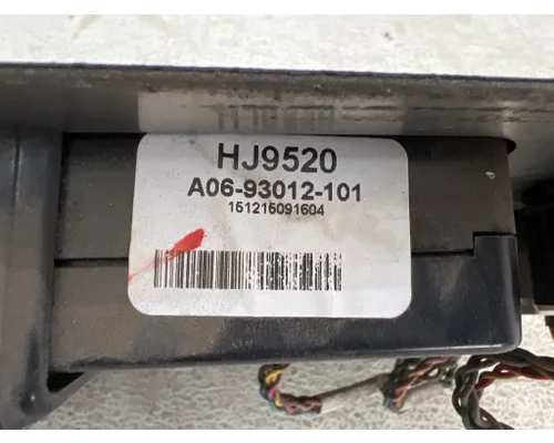 FREIGHTLINER A06-93012-101 Instrument Cluster