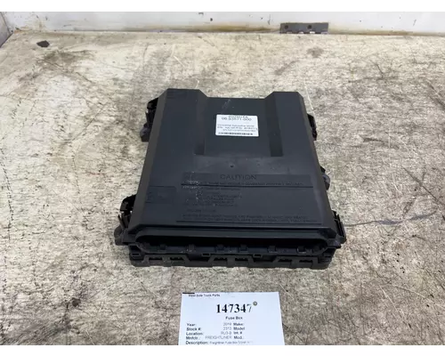 FREIGHTLINER A06-95632-003 Fuse Box