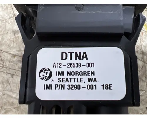 FREIGHTLINER A12-26539-001 Dash  Console Switch