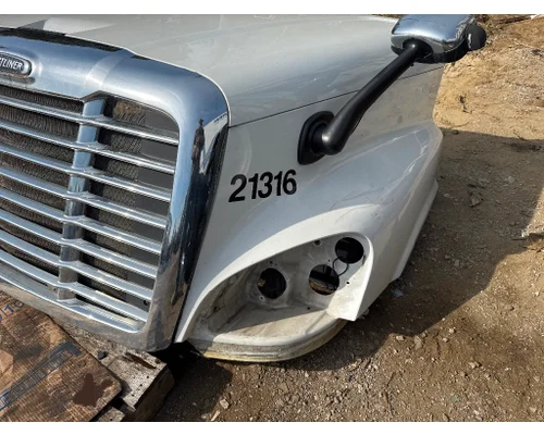 FREIGHTLINER A17-15340-013 Hood