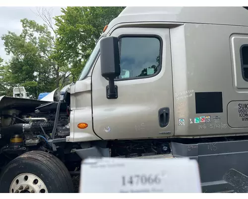 FREIGHTLINER A18-57527-003 Door Assembly, Front