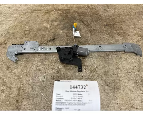 FREIGHTLINER A18-73882-001 Door Window Regulator, Front