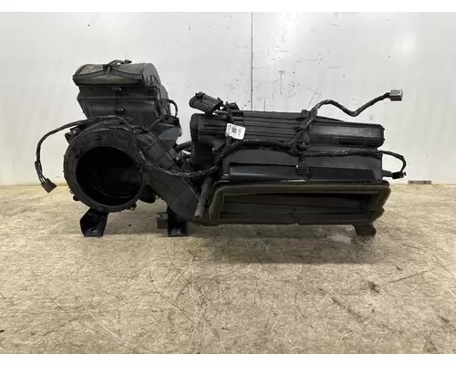 FREIGHTLINER A22-73651-001 Heater Assembly