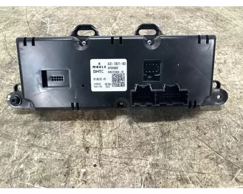 FREIGHTLINER A22-73671-002 Temperature Control