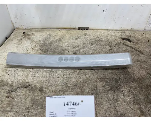 FREIGHTLINER A22-73821-000 Lighting