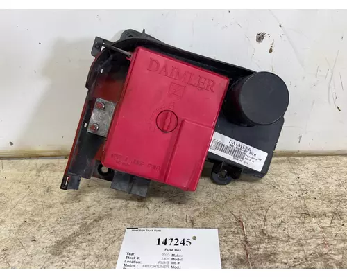 FREIGHTLINER A66-01830-002 Fuse Box