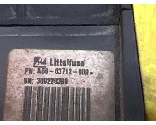 FREIGHTLINER A66-03712-009 Fuse Box
