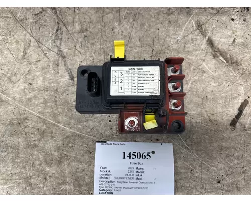 FREIGHTLINER A66-03712-010 Fuse Box