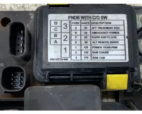 FREIGHTLINER A66-03714-008 Fuse Box