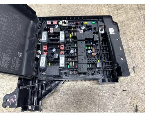 FREIGHTLINER A66-22300-000 Fuse Box