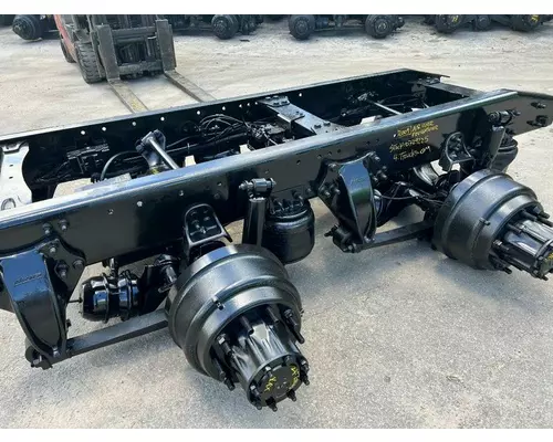 FREIGHTLINER AIRLINER Cutoff Assembly (Complete With Axles)