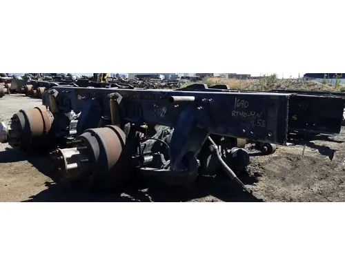 FREIGHTLINER AIRLINER Cutoff Tandem Axle