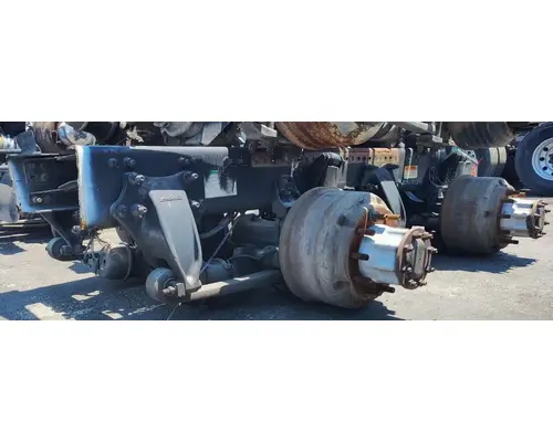 FREIGHTLINER AIRLINER Cutoff Tandem Axle