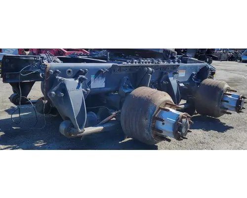 FREIGHTLINER AIRLINER Cutoff Tandem Axle