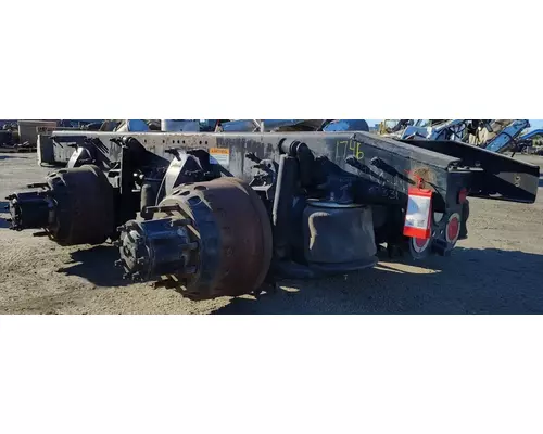 FREIGHTLINER AIRLINER Cutoff Tandem Axle