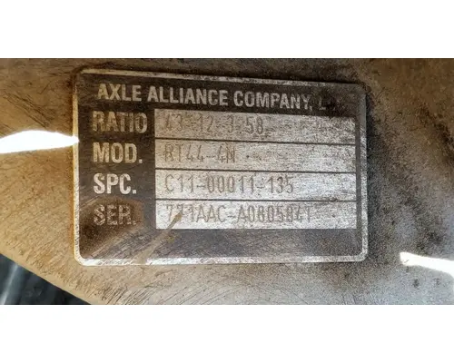 FREIGHTLINER AIRLINER Cutoff Tandem Axle
